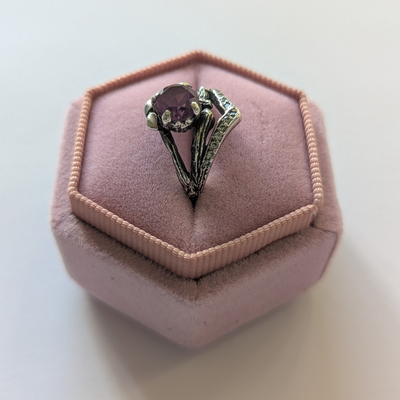 Sterling Silver and Alexandrite Chevron Ring - Picture 5 of 12